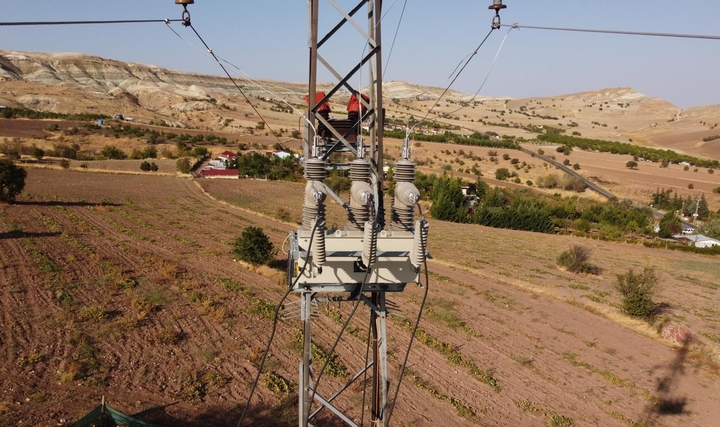 Enerjisa Dağıtım Şirketleri Elektrik Kesintilerini Azaltacak Kritik Teknolojiyi Yerlileştirdi